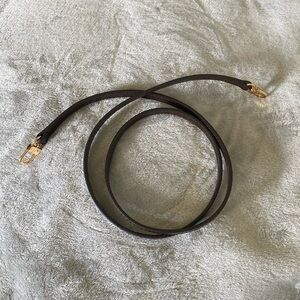 NWOT - Mcraft Leather hand bag strap